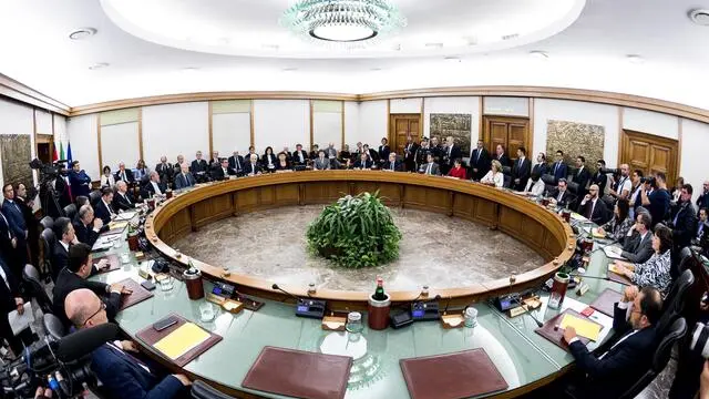 Il presidente della Repubblica Sergio Mattarella durante il Plenum straordinario del Consiglio Superiore della Magistratura (Csm) presso Palazzo dei Marescialli, Roma, 21 giugno 2019. ANSA/ANGELO CARCONI