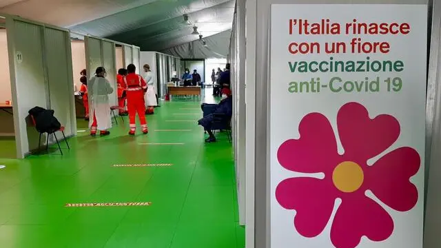 Il centro vaccini di Potenza