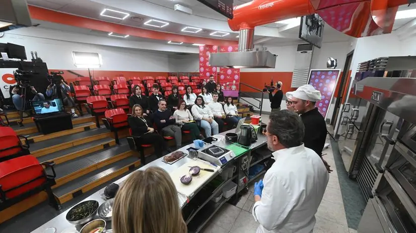 Gli studenti degli istituti alberghieri saranno protagonisti nel programma televisivo - Foto New Reporter Favretto © www.giornaledibrescia.it