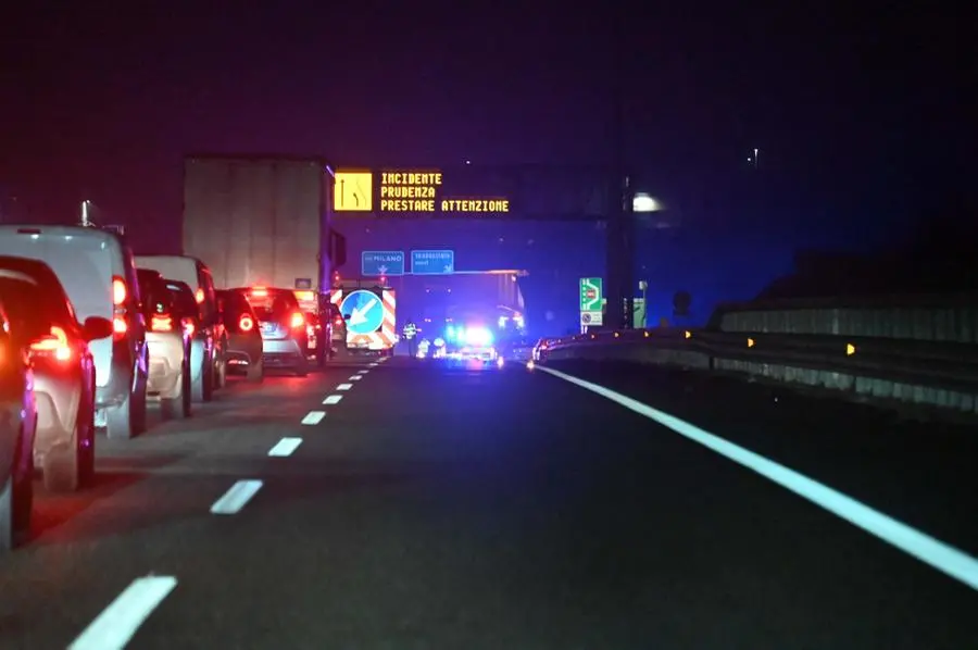 Incidente in A35, morta una ragazza di 27 anni