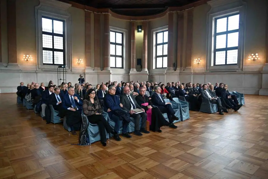 La firma del protocollo in Loggia