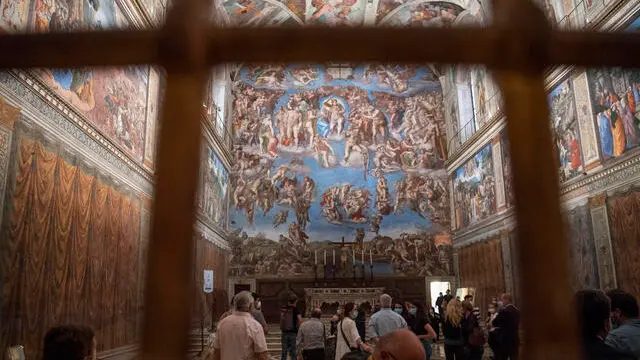 Visitors admire the Cappella Sistina as the Vatican Museum reopened today 1 June 2020. The Vatican Museums reopened Monday to visitors after three months of shutdown following COVID-19 containment measures. This content is intended for editorial use only. ANSA/MAURIZIO BRAMBATTI