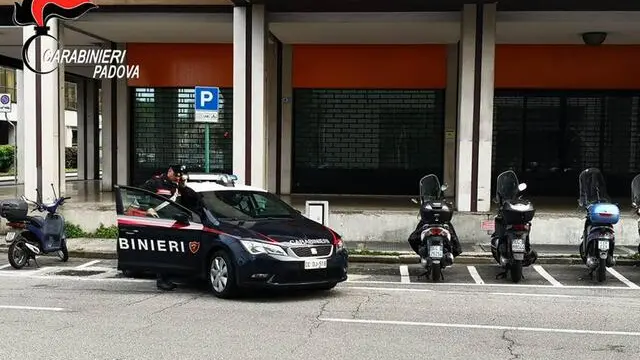 La zona vicino alla stazione, tra via Gozzi e via Trieste, dove i Carabinieri hanno intercettato nelle prime ore del 30 aprile un'autovettura con a bordo una donna che aveva imbottito di benzodiazepine il figlio di 5 anni con l'intenzione di ucciderlo per poi togliersi la vita. La donna, che ha precedenti penali, è stata arrestata in flagranza per tentato omicidio aggravato e portata in una struttura psichiatrica. Padova, 2 maggio 2019. ANSA/UFFICIO STAMPA COMANDO PROVINCIALE CARABINIERI PADOVA