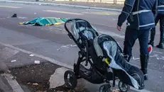 La donna è stata investita sulle strisce mentre a passeggio coi bambini e la madre -  Foto Ansa © www.giornaledibrescia.it