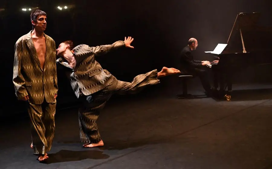 Bodies on Glass di Diego Tortelli al Teatro Grande