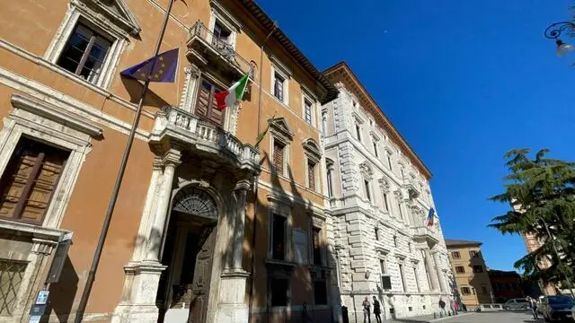 Palazzo Donini e palazzo Cesaroni - Basilietti