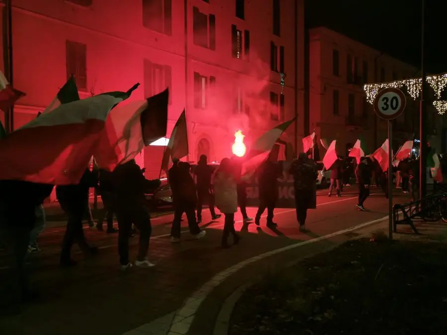 Il corteo Difendi Brescia