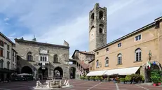 Piazza Vecchia in città alta a Bergamo - © Steffen Schmitz (Carschten) / Wikimedia Commons