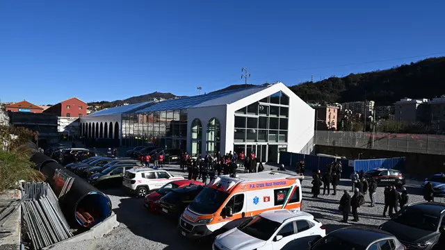 Inaugurazione del memoriale proprio sotto dove sorgeva la pila 9 che crollo' il 14 agosto alle 11,36. Genova, 15 dicembre 2024. ANSA/LUCA ZENNARO.