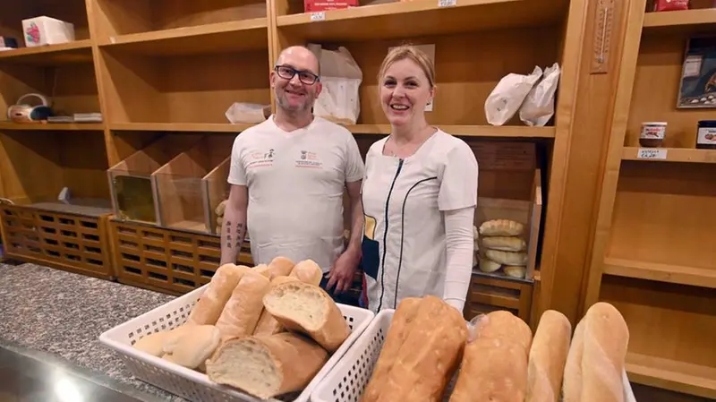 Samuele Bonomi e la moglie Daniela - Marco Ortogni/Neg © www.giornaledibrescia.it