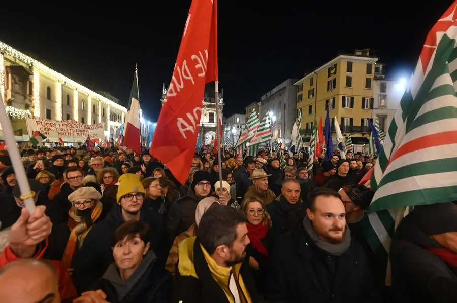 Gli scatti dalla manifestastione antifascista