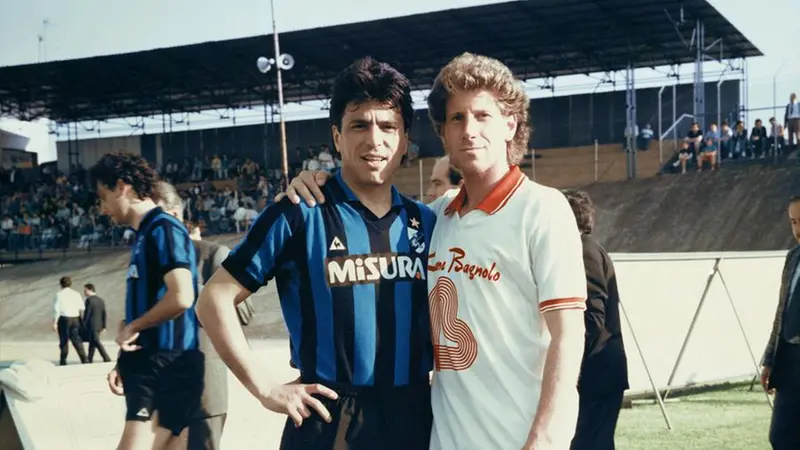 Vincenzo Papes ha giocato tra i professionisti