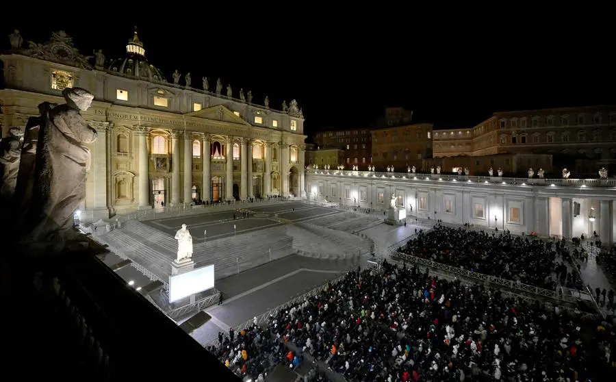 A Roma l'apertura della Porta Santa per l'inizio del Giubileo