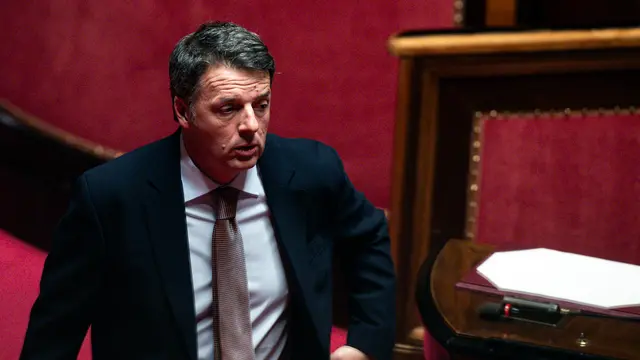 Il leader di Italia Viva (Iv) Matteo Renzi in aula al Senato durante la discussione della Manovra Economica per la legge del Bilancio di previsione dello Stato per l’Anno finanziario 2025 e Bilancio Pluriennale per il triennio 2025-2027, Roma, 27 dicembre 2024. ANSA/ANGELO CARCONI