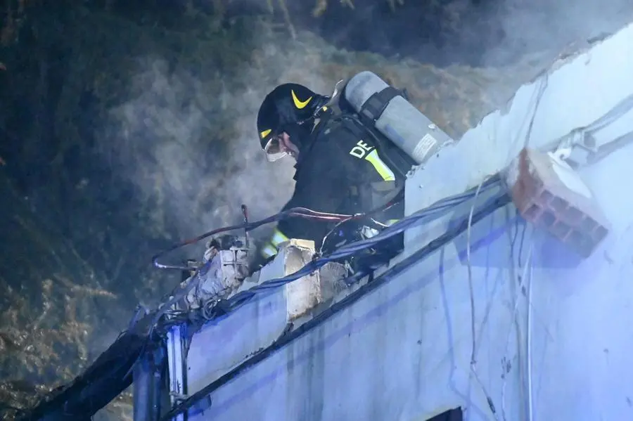 L'incendio nell'abitazione a Montichiari