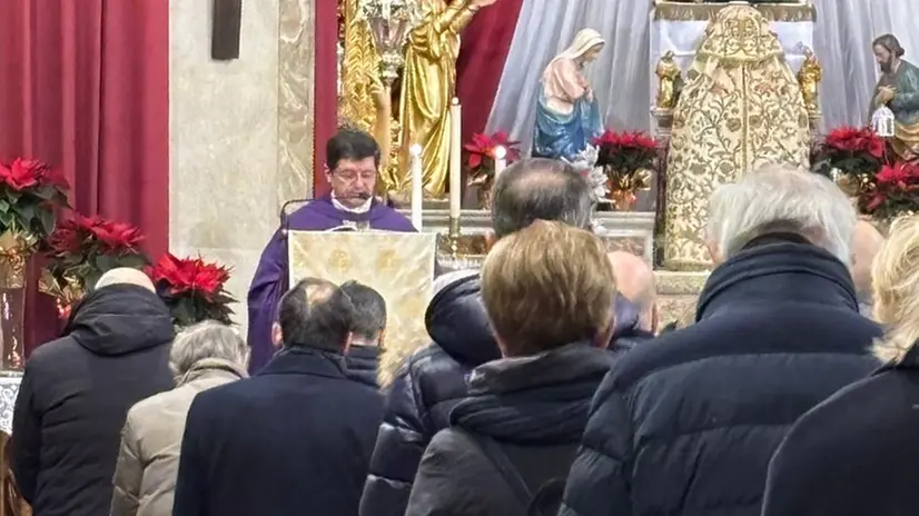 I funerali a Gardone Valtrompia della coppia uccisa dal monossido a Firenze