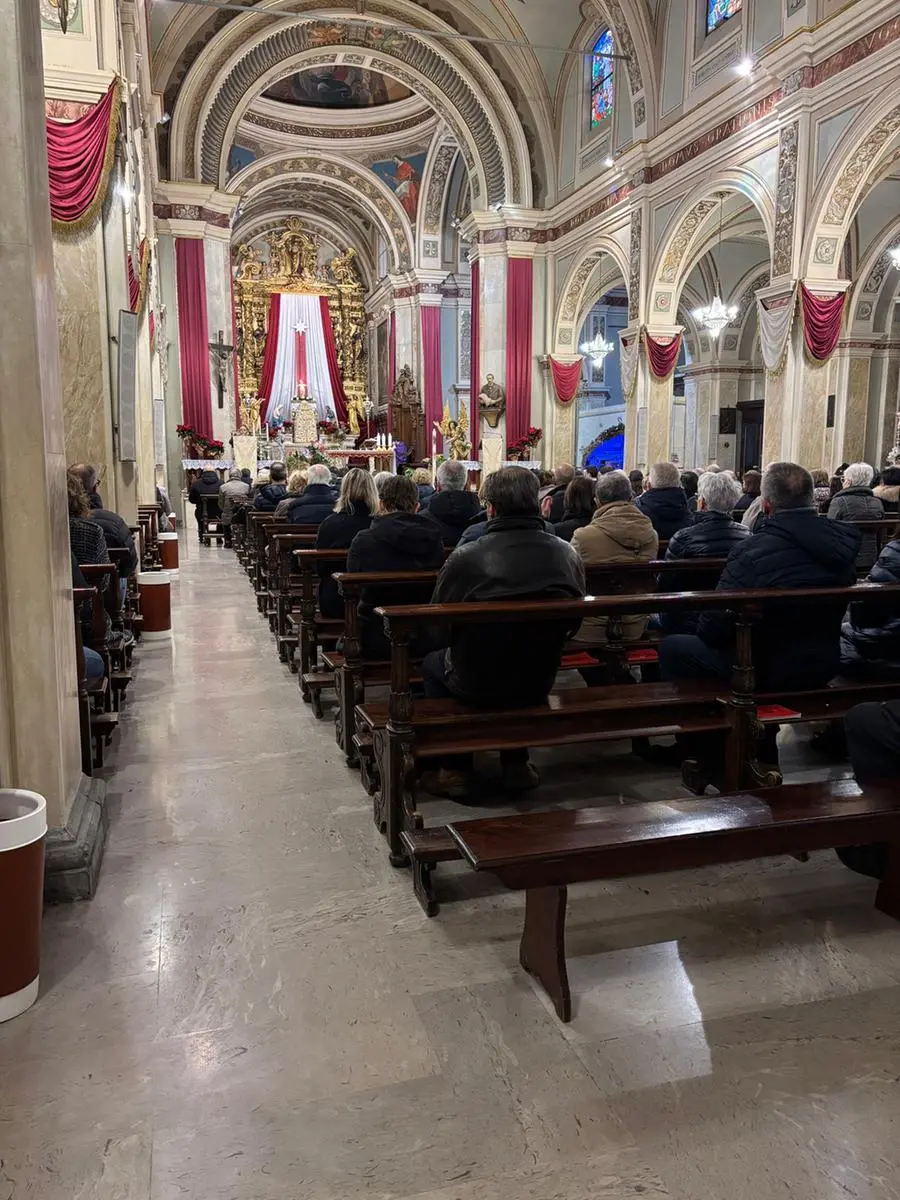 I funerali a Gardone Valtrompia della coppia uccisa dal monossido a Firenze