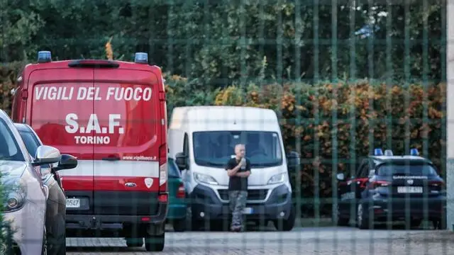 Incidente sul lavoro tecnico muore schiacciato da un capannone nella zona industriale di Chivasso. Torino 15 settembre 2023 ANSA/TINO ROMANO