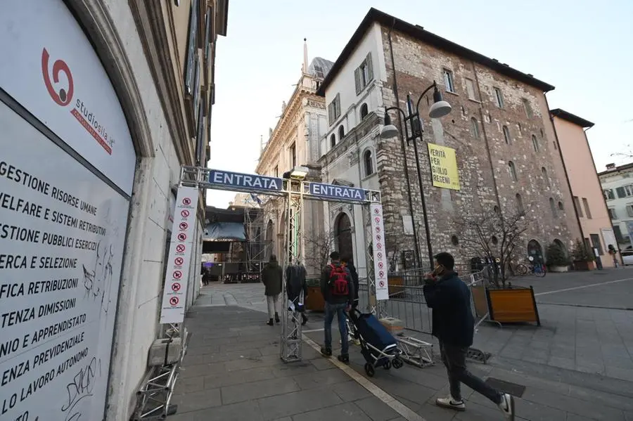 Capodanno in piazza Loggia, preparativi in corso