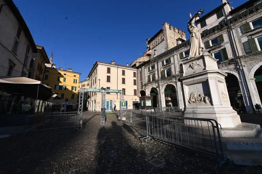 Capodanno in piazza Loggia, preparativi in corso