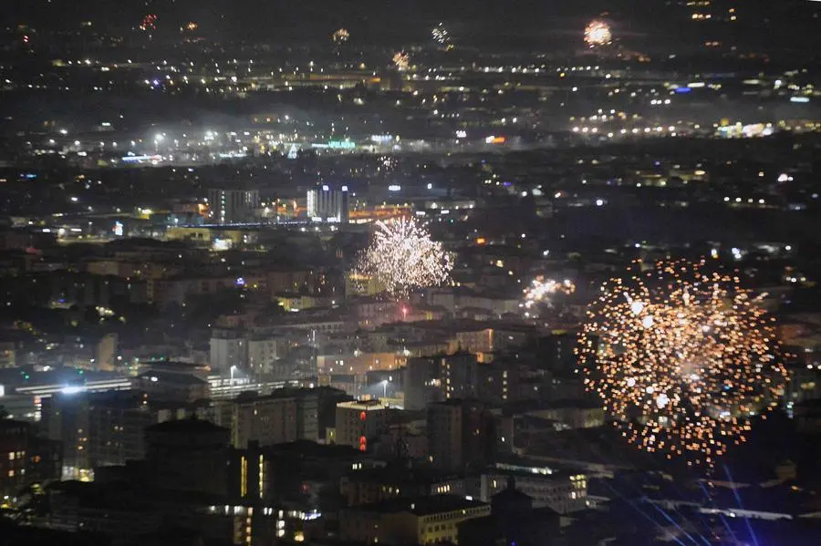 I fuochi d'artificio a Brescia per Capodanno 2025