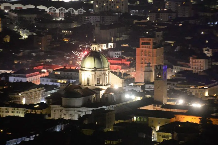 I fuochi d'artificio a Brescia per Capodanno 2025