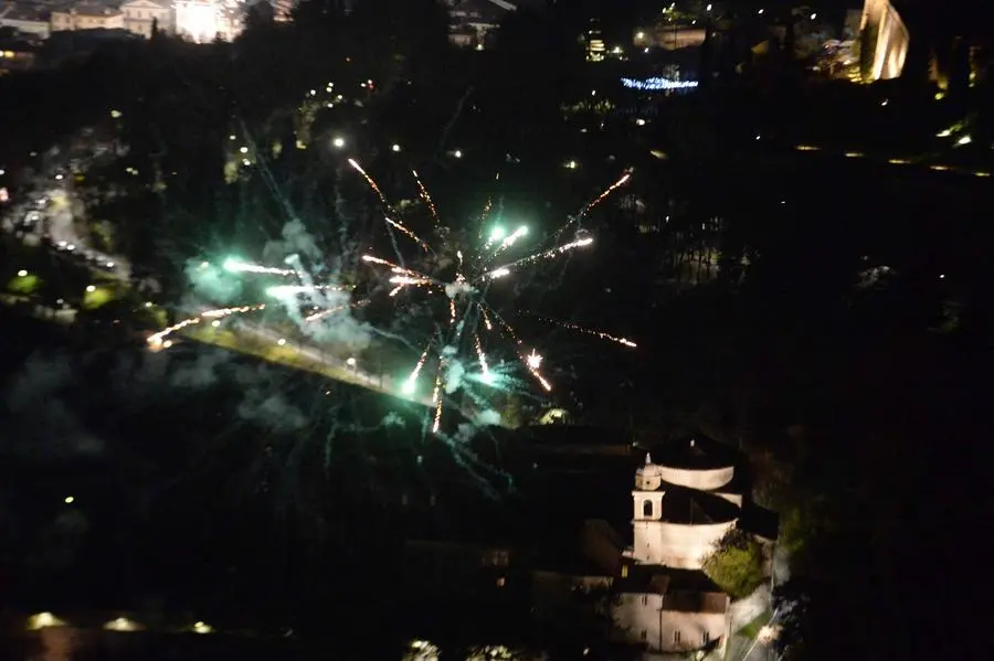 I fuochi d'artificio a Brescia per Capodanno 2025