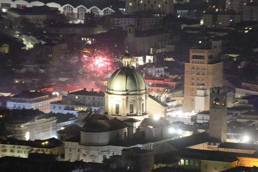 I fuochi d'artificio a Brescia per Capodanno 2025