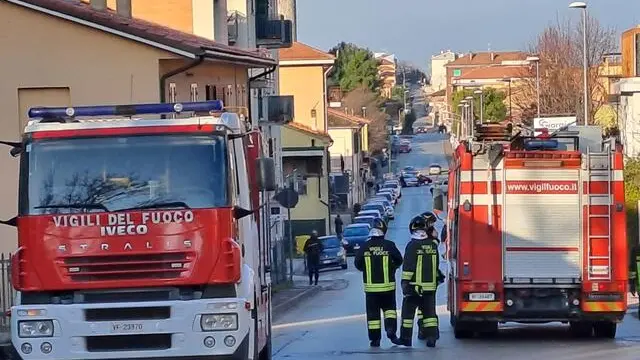 Due pedoni le vittime nell'incidente avvenuto questa mattina in zona Torrette ad Ancona, 4 Gennaio 2025. ANSA/DANIELE CAROTTI