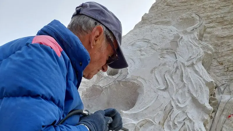 Giuseppe Tregambe completa gli ultimi ritocchi © www.giornaledibrescia.it