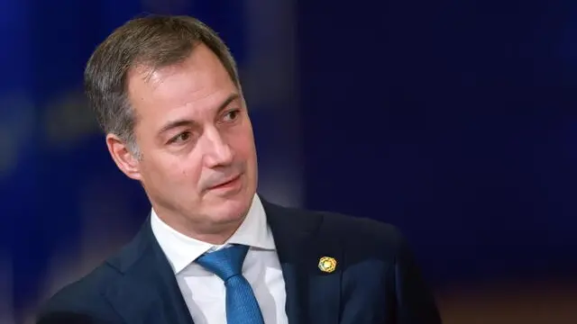 epa11784119 Belgian Prime Minister Alexander De Croo arrives at the EU-Western Balkans Summit in Brussels, Belgium, 18 December 2024. EU and Western Balkans leaders are meeting in Brussels to discuss strengthening regional cooperation and partnerships. EPA/OLIVIER HOSLET