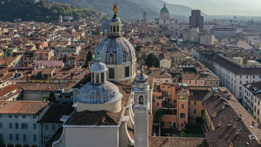 Una panoramica di Brescia città - Foto © www.giornaledibrescia.it
