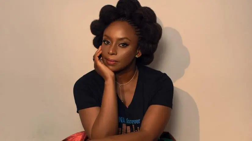 La scrittrice Chimamanda Ngozi Adichie