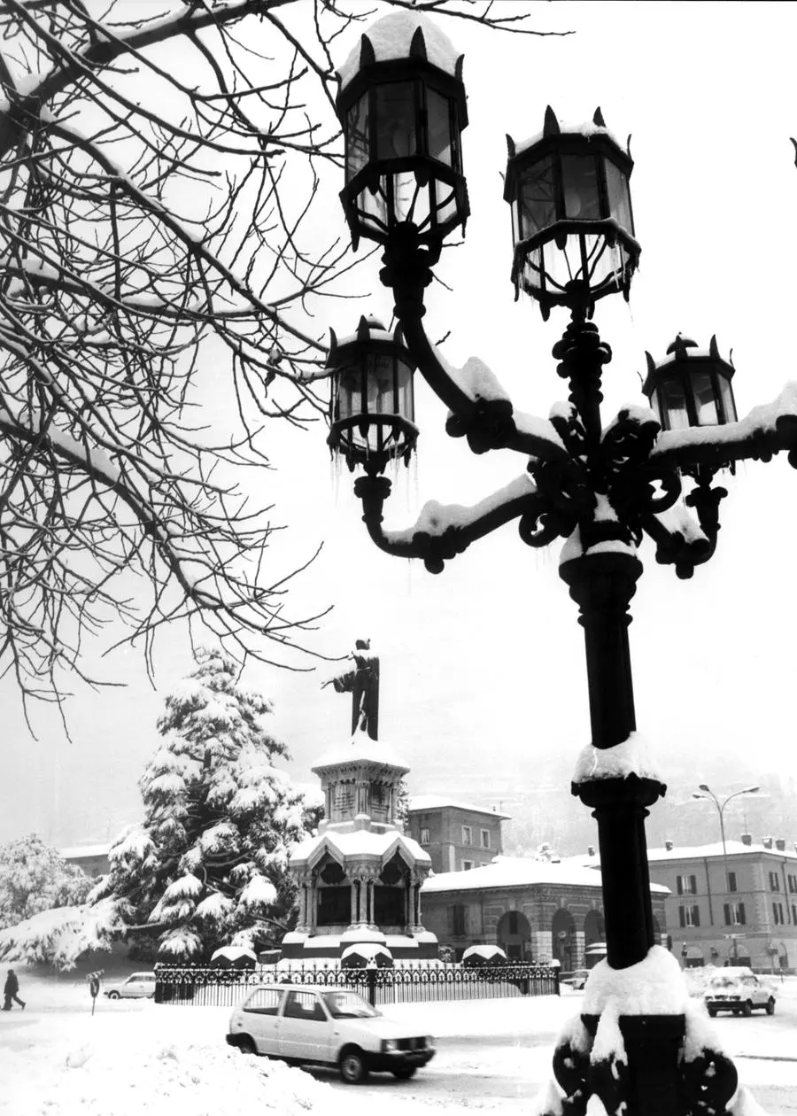 La Grande Nevicata del 1985 in centro a Brescia