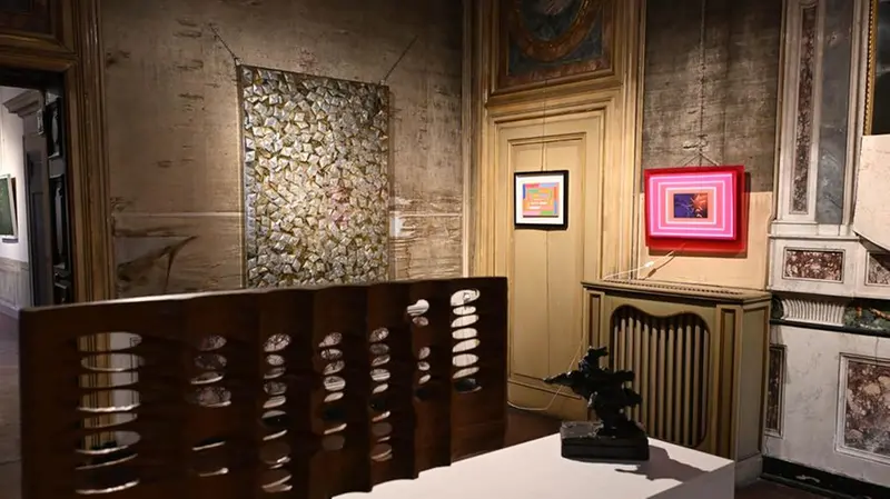 L'esposizione delle opere prima di un'asta da Capitolium