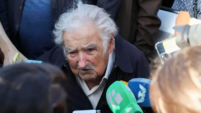 epa11737910 Former Uruguayan President Jose Mujica speaks after voting in the second round of Uruguayan Presidential election, in Montevideo, Uruguay, 24 November 2024. Some 2.72 million voters are called to the polls to elect the new President of Uruguay. EPA/ALEJANDRO PRIETO