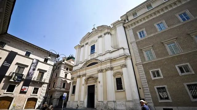 La basilica romana di S. Apollinare in una foto d'archivio. ANSA/GUIDO MONTANI