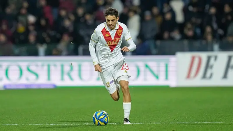 Nicolas Galazzi in azione a Salerno - Foto New Reporter © www.giornaledibrescia.it