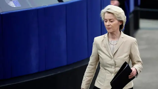 epa11186021 European Commission President Ursula von der Leyen leaves the podium after speaking during a debate on European Security and Defence at the European Parliament in Strasbourg, France, 28 February 2024. The EU Parliament's session runs from 26 to 29 February 2024. EPA/RONALD WITTEK