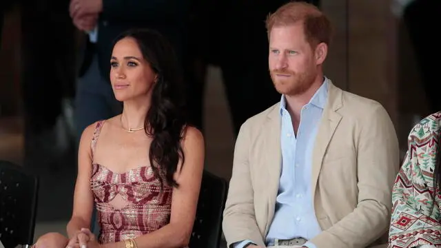 epa11550525 Britain's Prince Harry (R) and Meghan, the Duke and Duchess of Sussex attend an event with Colombian Vice President Francia Marquez (not pictured) during their visit in Bogota, Colombia, 15 August 2024. The Duke and Duchess of Sussex are visiting Colombia as representatives of their Archewell Foundation at the invitation of Vice President Marquez. EPA/CARLOS ORTEGA