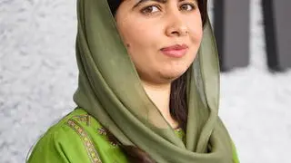 epa11721920 Malala Yousafazi arrives to the premiere of the documentary film 'Bread and Roses' at the Hammer Museum in Los Angeles, California, USA, 14 November 2024. EPA/ALLISON DINNER