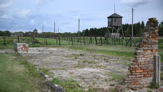 epa11560139 A view of the German Nazi extermination camp Majdanek during the celebration commemorating the 80th anniversary of its liquidation in Lublin, eastern Poland, 22 August 2024. On 22 July 1944, about 800 people were escorted from Majdanek by SS officers. After a few days of march, they were embarked on a train to Auschwitz. EPA/WOJTEK JARGILO POLAND OUT