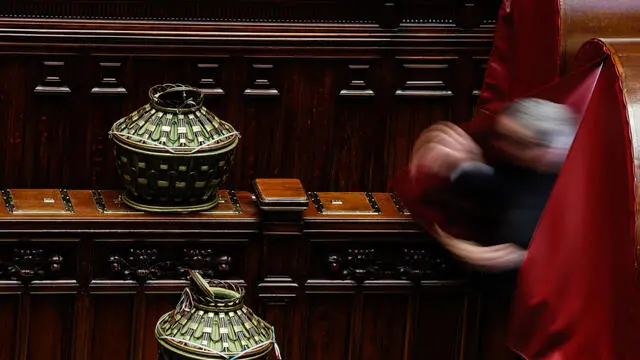 Un momento alla Camera durante la convocazione del Parlamento in seduta comune per l'elezione di giudici della Corte Costituzionale, Roma, 14 Gennaio 2025. ANSA/GIUSEPPE LAMI