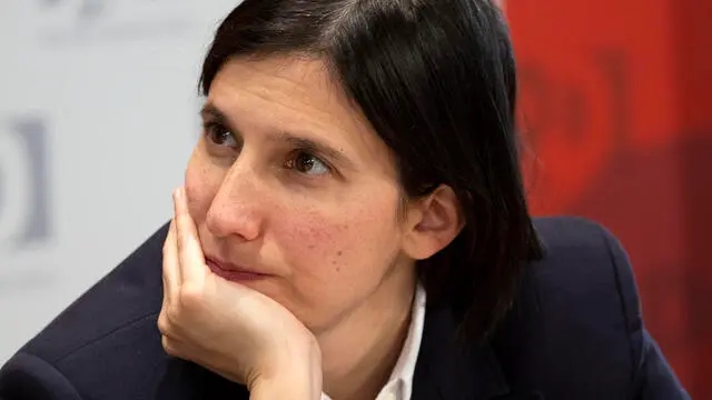 La segretaria del PD Elly Schlein, durante l’iniziativa “Appunti per la scuola di oggi e di domani” all’interno della sede del partito. Roma, 15 gennaio 2025 ANSA/MASSIMO PERCOSSI