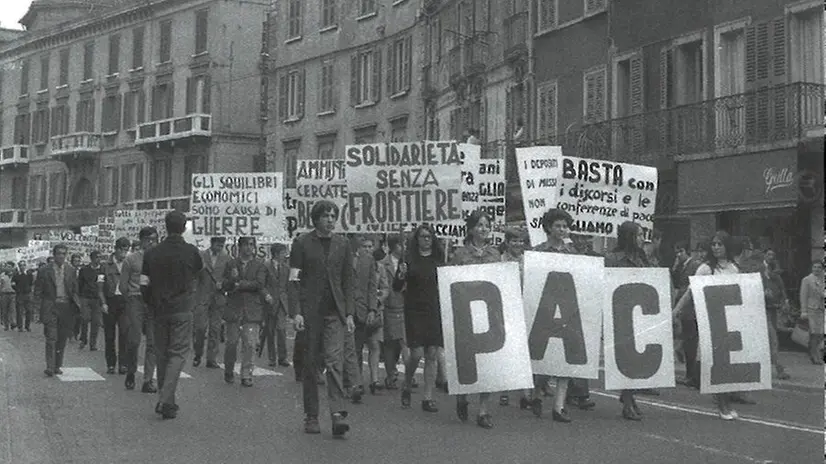 Una manifestazione a Brescia - Foto Archivio Carla Cinelli