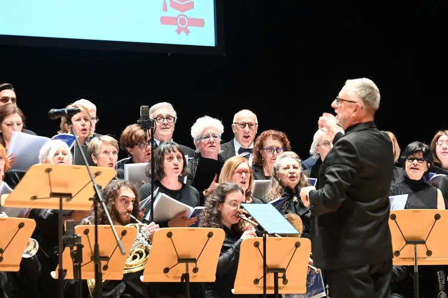 Al Teatro Grande la cerimonia di consegna della laurea honoris causa a Jeffrey Scott