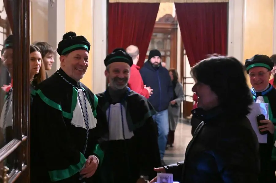 Al Teatro Grande la cerimonia di consegna della laurea honoris causa a Jeffrey Scott