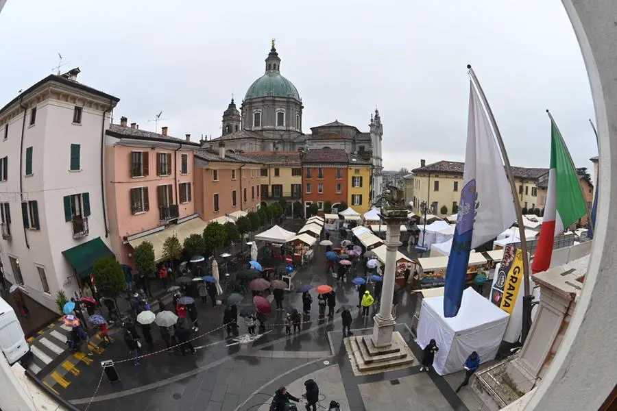 «In Piazza con Noi» ha inaugurato il 2025 da Lonato