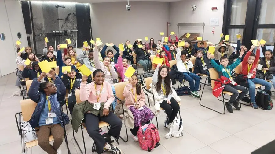 Le classi quinta B e C della scuola primaria Rinaldini in visita al GdB