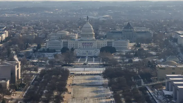 epa11838409 A view of the U.S. Capitol from the top of the Washington Monument on the inauguration day of US President-elect Donald Trump in Washington, DC, USA, 20 January 2025. Trump will be sworn in for a second term as president of the United States on 20 January. The presidential inauguration will be held indoors due to extreme cold temperatures in DC. EPA/BRENDAN MCDERMID / POOL
